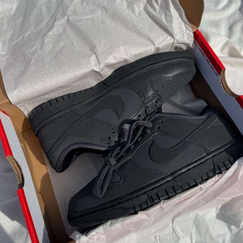 Nike Dunk Low - Anthracite/Cyber Reflective - Women’s size 6.5 / Men’s size 5